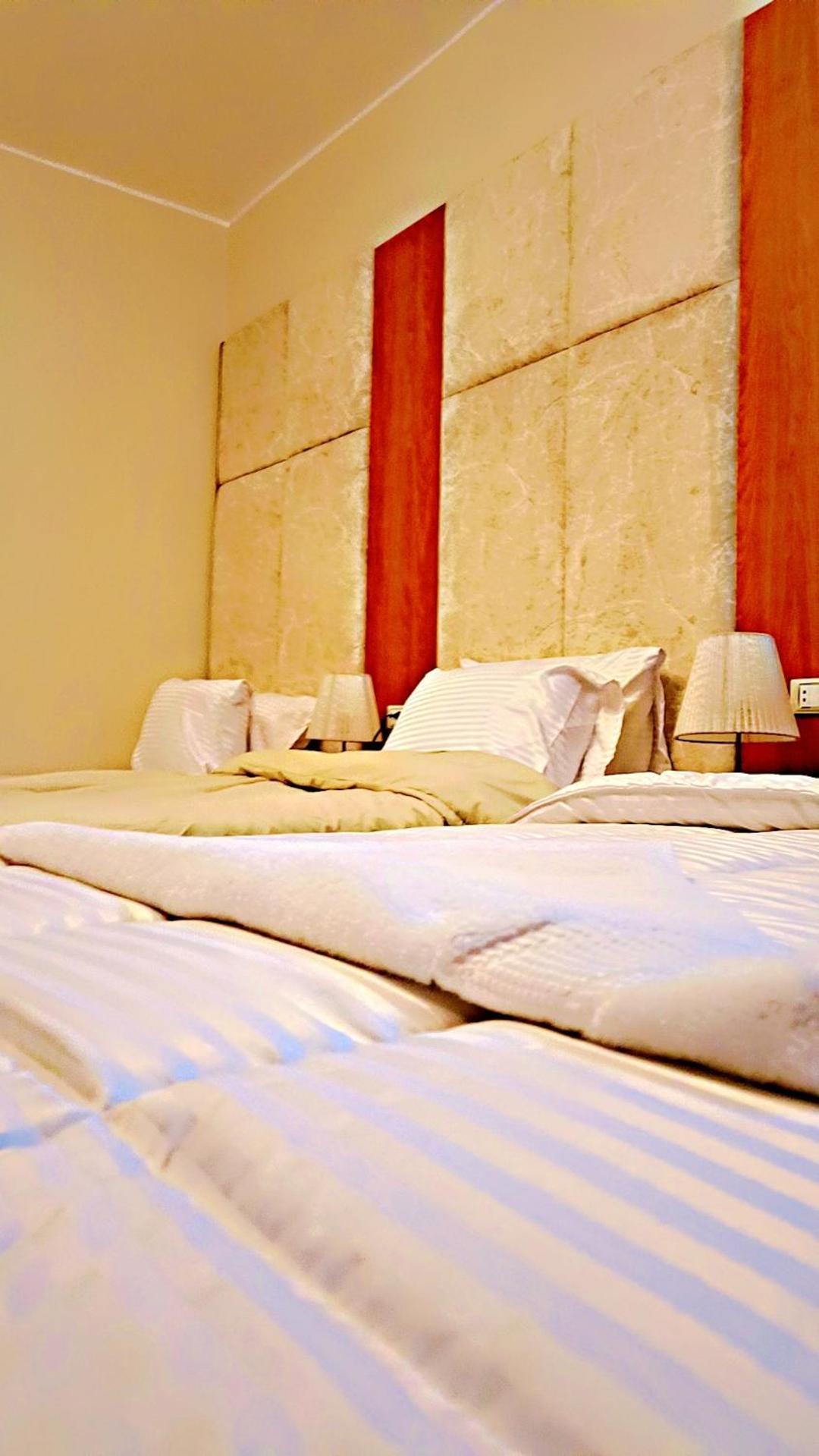 Solima Pyramids Inn Kafrat al Jabal Exterior photo
